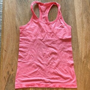 Lululemon Women's Pink Racerback Tank Top Sz 4